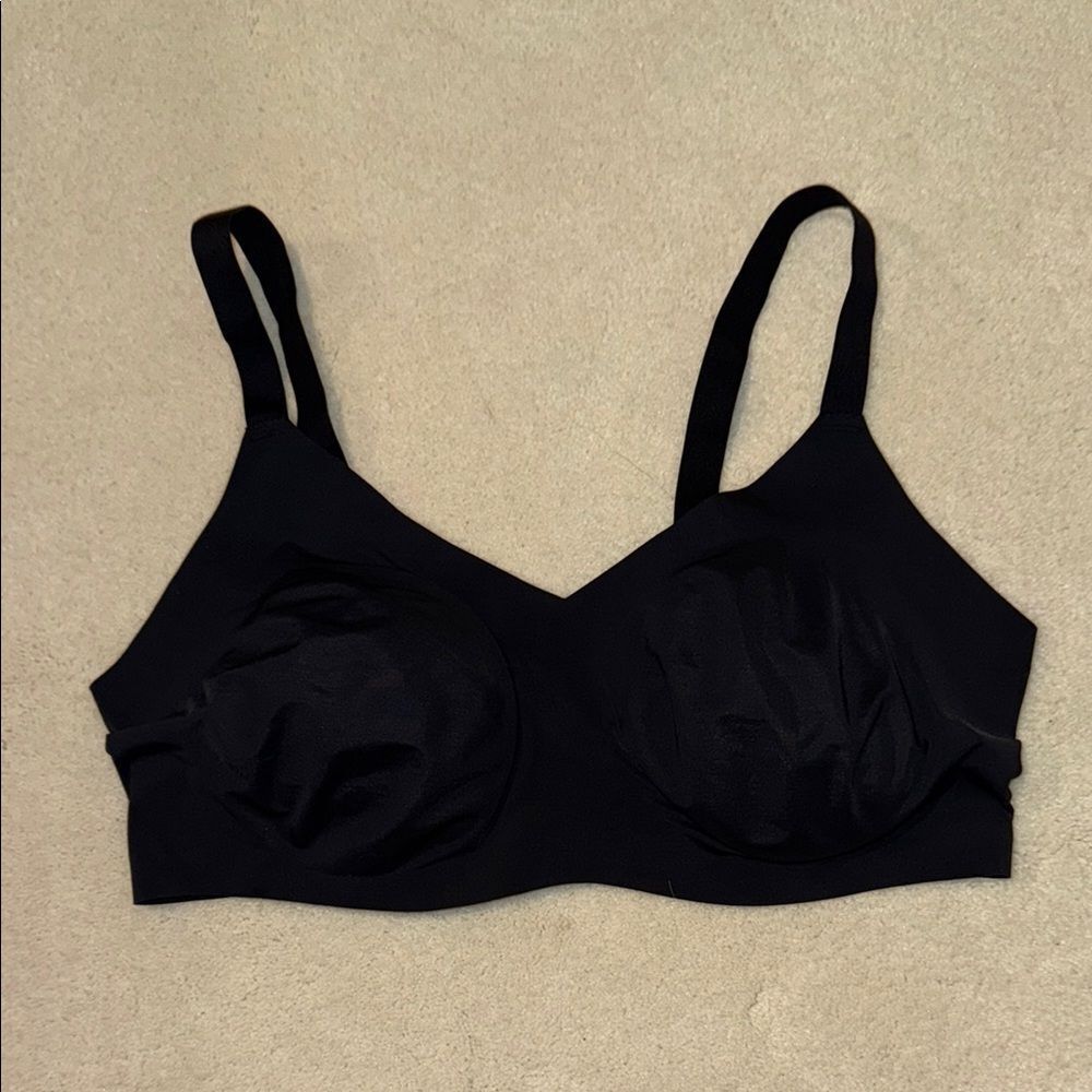 Knix Padded V-Neck Evolution Bra, Size 7+ Black. Padded